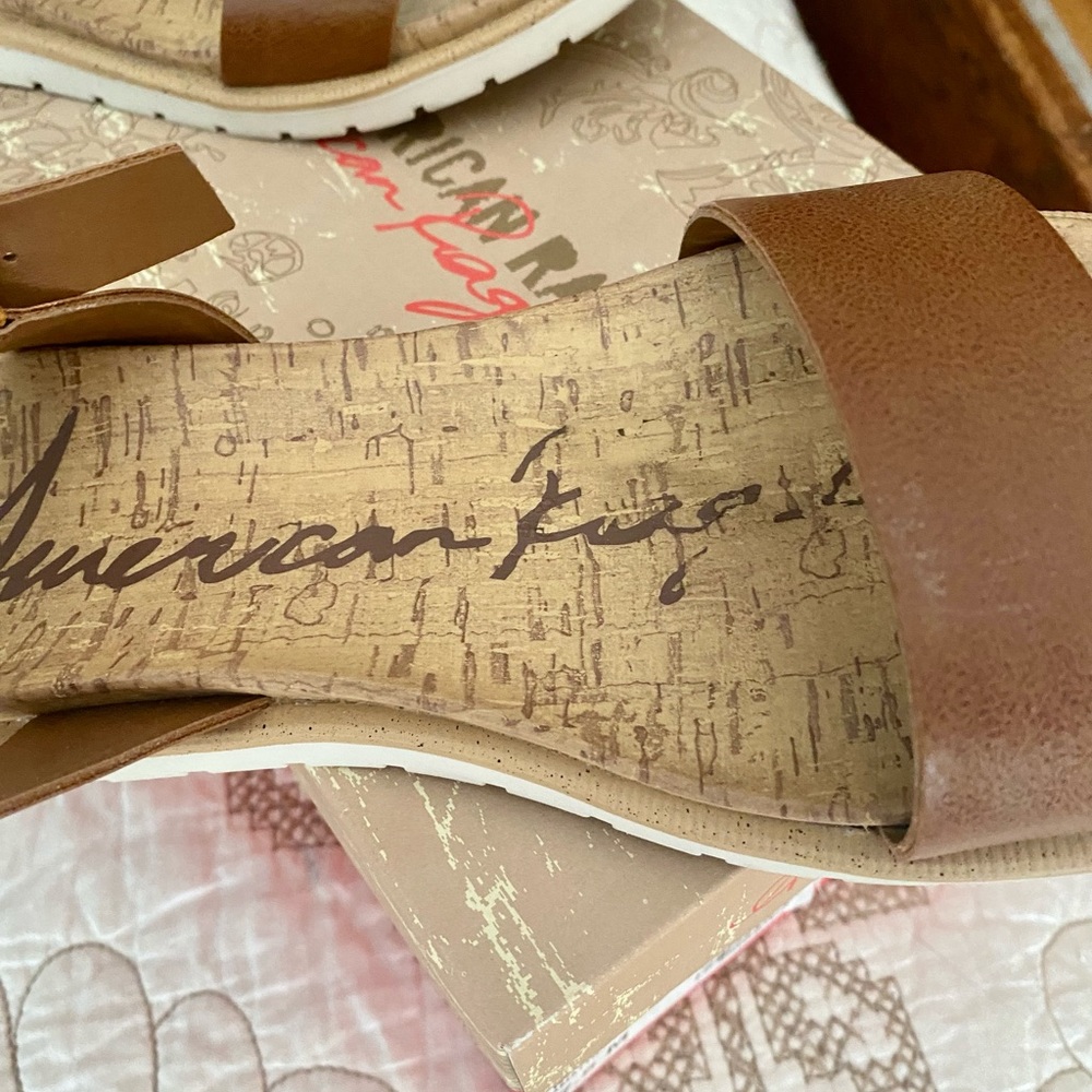 American Rag flat sandals. Size 7 1/2 - Picture 3 of 5